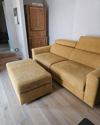 divano letto  pari al nuovo