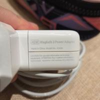 caricabatterie alimentatore Apple 45W