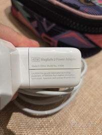 caricabatterie alimentatore Apple 45W