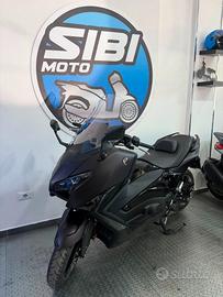 Yamaha T Max 560