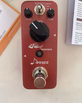 Donner Morpher Distortion pedale chitarra
