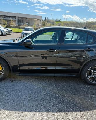 Alfa Romeo STELVIO 2.2 Turbodiesel 180 CV