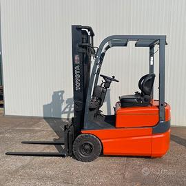 CARRELLO ELEVATORE ELETTRICO