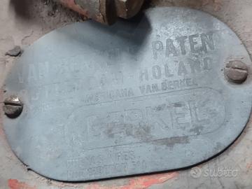 Affettatrice a volano da restaurare