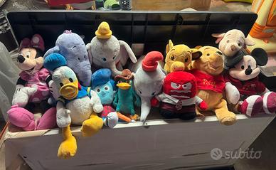 Peluche Disney Store 10 euro l’ uno