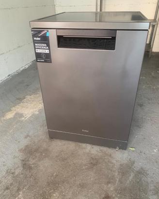 Lavastoviglie Libera installazione HAIER XF 4A4M4P