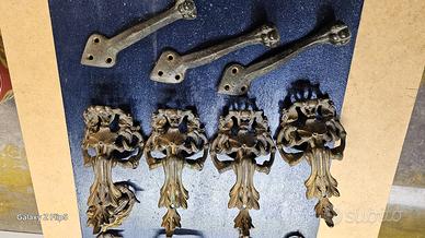 maniglie e perni in ottone