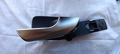 Maniglia interna ant Alfa Romeo Giulietta,
lato dx