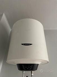 Scaldabagno elettrico Ariston