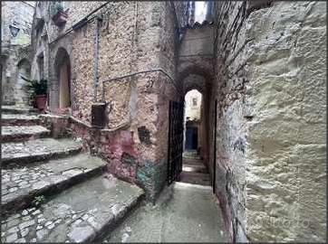 Sonnino - Rif. ASTA6326