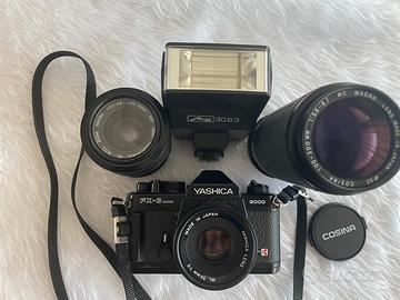 YASHICA FX-3 Super 2000 con 3 obiettivi
