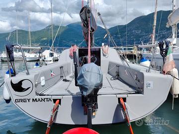 Barca a vela ELAN 210