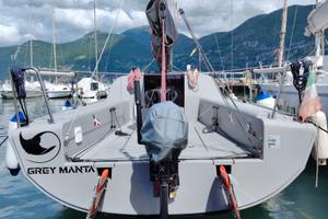 Barca a vela ELAN 210