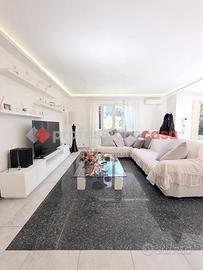 Villa o villino Campi Bisenzio [DONIZETTI55VRG] (S