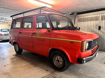 FORD TRANSIT 2.3 DIESEL 9 POSTI VINTAGE