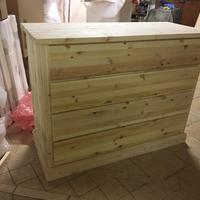 Comò in pino massello