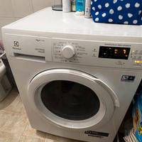 LAVASCIUGA ELECTROLUX DUAL CARE 9 KG