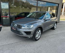 Volkswagen Touareg 3.0 TDI 204 CV tiptronic BlueMo