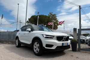 Volvo XC40 D3 Momentum Core KM 75.000!!!