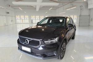 VOLVO XC40 D3 AWD Geartronic Momentum N1