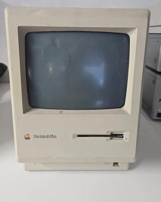 Macintosh Plus