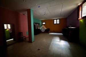 MONOLOCALE A REGGIO NELL'EMILIA