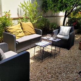 Divano  giardino + 2 poltrone