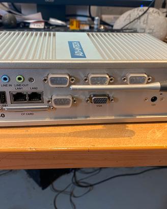 Computer Fanless advantech ARK 3360