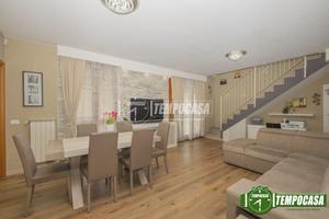 TRILOCALE CON TERRAZZO!!