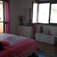 LETTO MATRIMONIALE +  COMÒ+ 2 COMODINI, €300