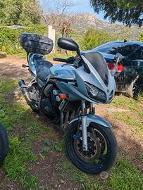 Yamaha FZ1 - 2003