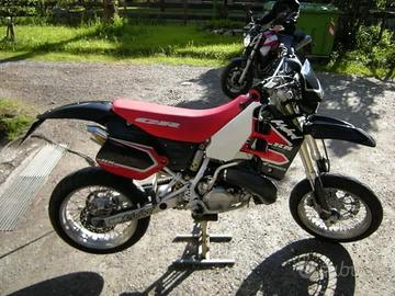 Cr 500 2t numerata: 28