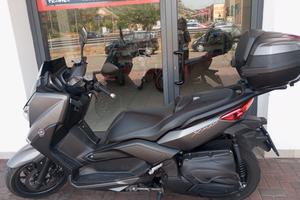 Yamaha X-Max 400
