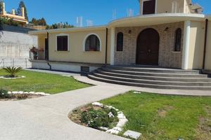 Appartamento in Villa Bifamiliare