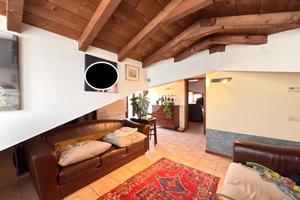 3 LOCALI A CASTEL D'AZZANO