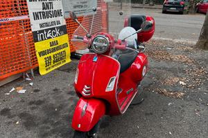 Vespa Gts 300 HPE Touring