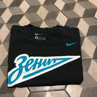 T-shirt nike