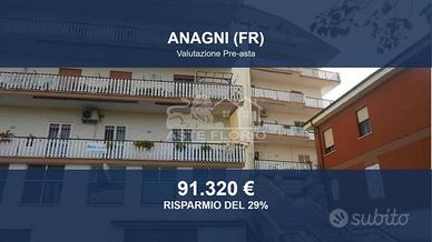 Immobile in asta di 135 m² con più di 5 locali a A