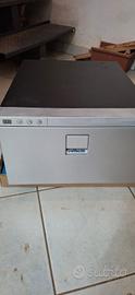 Frigorifero isotherm dr 30