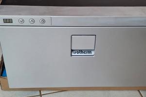 Frigorifero isotherm dr 30