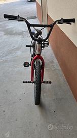 bicicletta bmx 