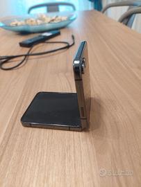 Cellulare Samsung Galaxy  Z Flip 5 (come nuovo)