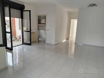 Appartamento tre camere e posto auto