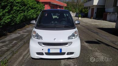Smart ForTwo White Tailor - 2011