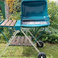 Barbecue a carbonella da giardino carrellato