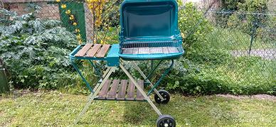 Barbecue a carbonella da giardino carrellato