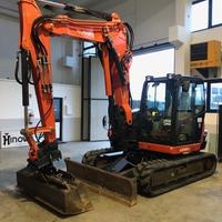 Miniescavatore Kubota KX080-4, braccio triplice