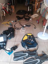 Attrezzatura scuba teck e cianfrusaglie