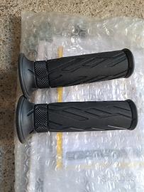 Pedane e manopole originali SUZUKI VSTROM 650