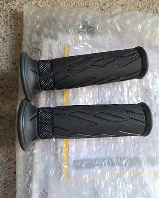 Pedane e manopole originali SUZUKI VSTROM 650